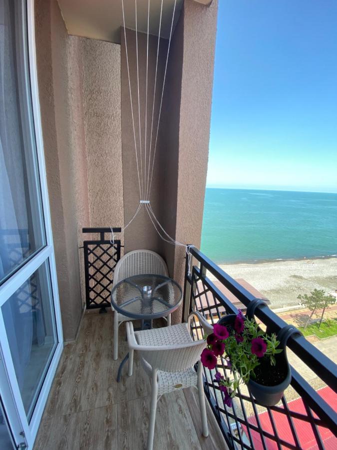 Luna * Kobuleti
